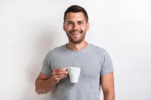 Wie bekommt man Kaffeeflecken raus? Frische Und Eingetrocknete Flecken Aus Kleidung Und Textilien Entfernen